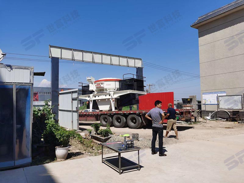 时产100吨立轴式制砂机照片，时产100吨立轴式制砂机主要参数